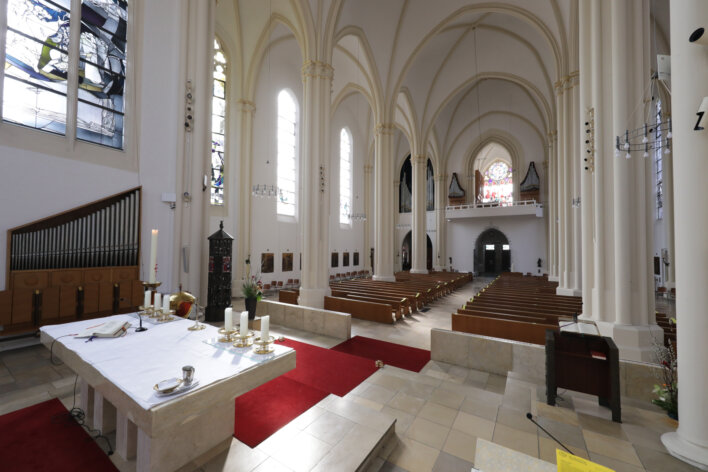Orgel der Kath. Kirche St. Matthias, Berlin-Schöneberg Orgel der Kath. Kirche St. Matthias, Berlin-Schöneberg